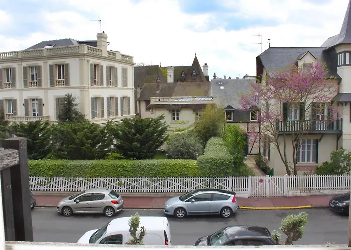 Castel Guermante By Interhome Deauville