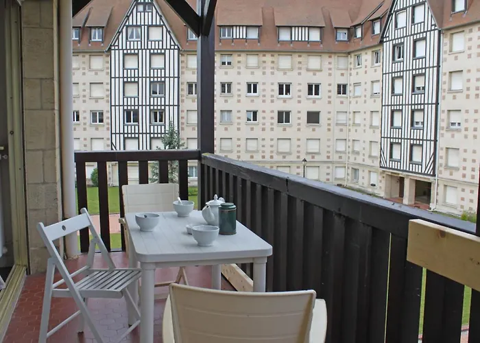 Castel Guermante By Interhome Apartman